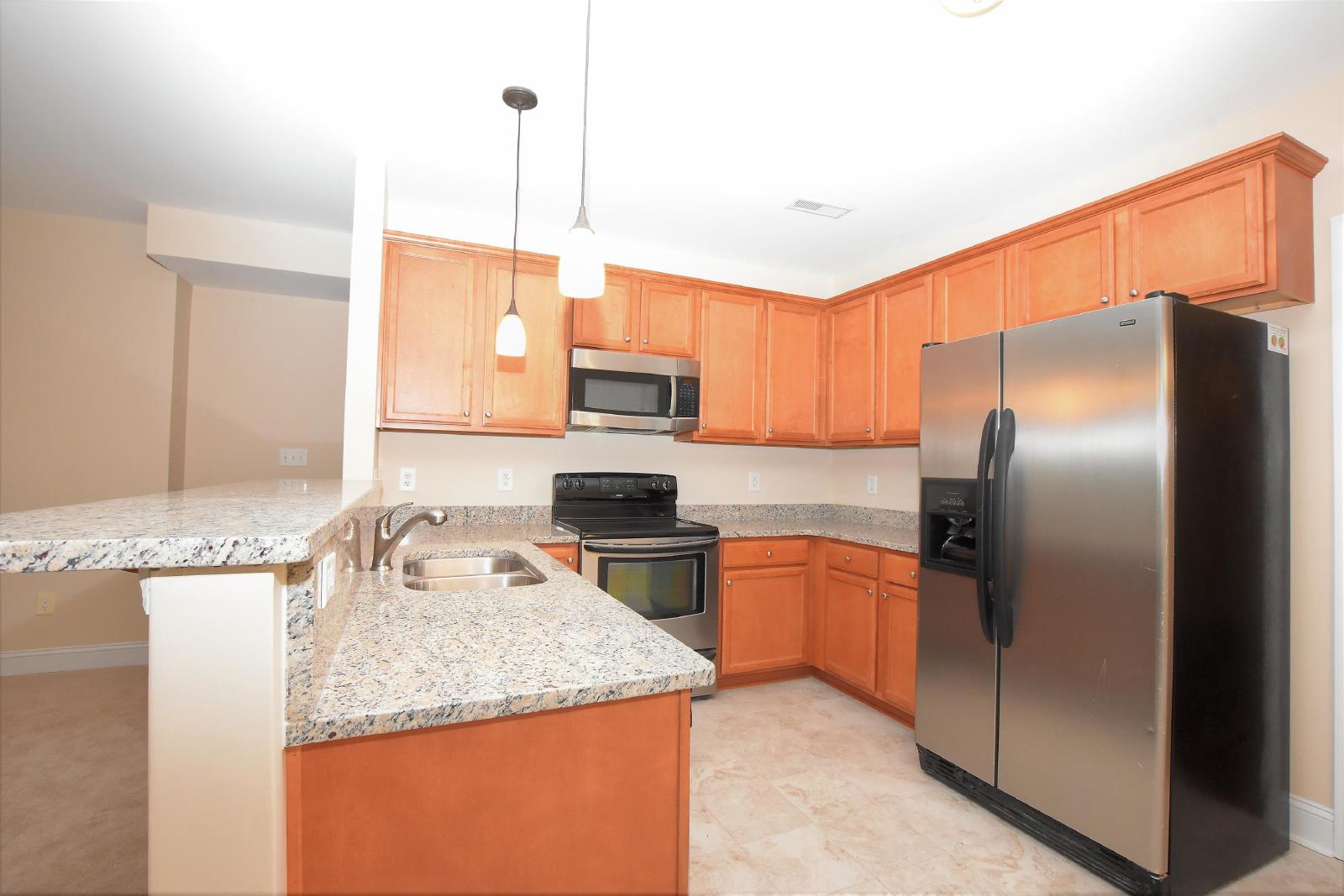 1611BS-207-SL. HOA - 207 property image