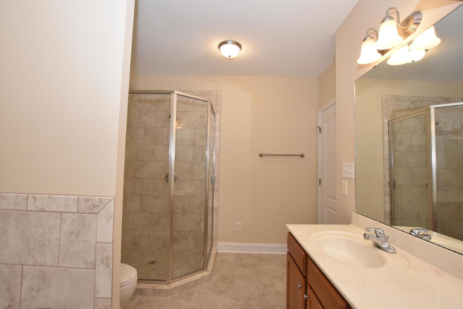 1611BS-207-SL. HOA - 207 property image