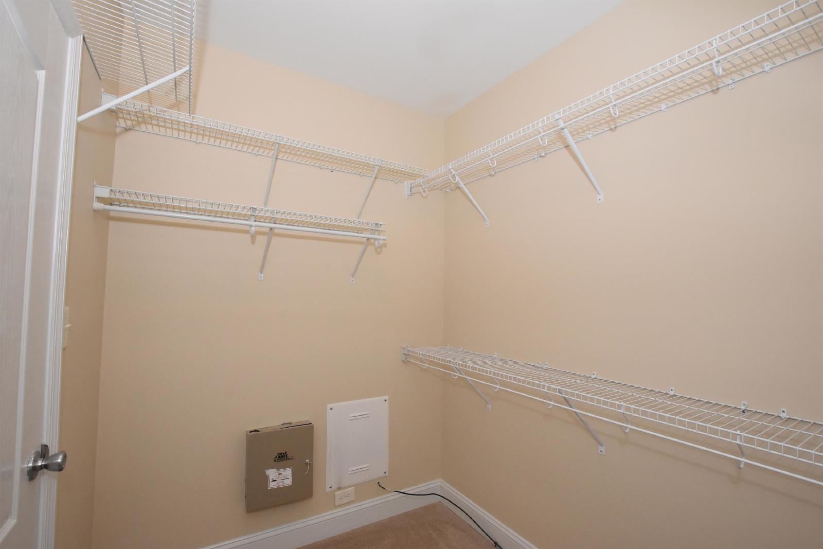 1611BS-207-SL. HOA - 207 property image