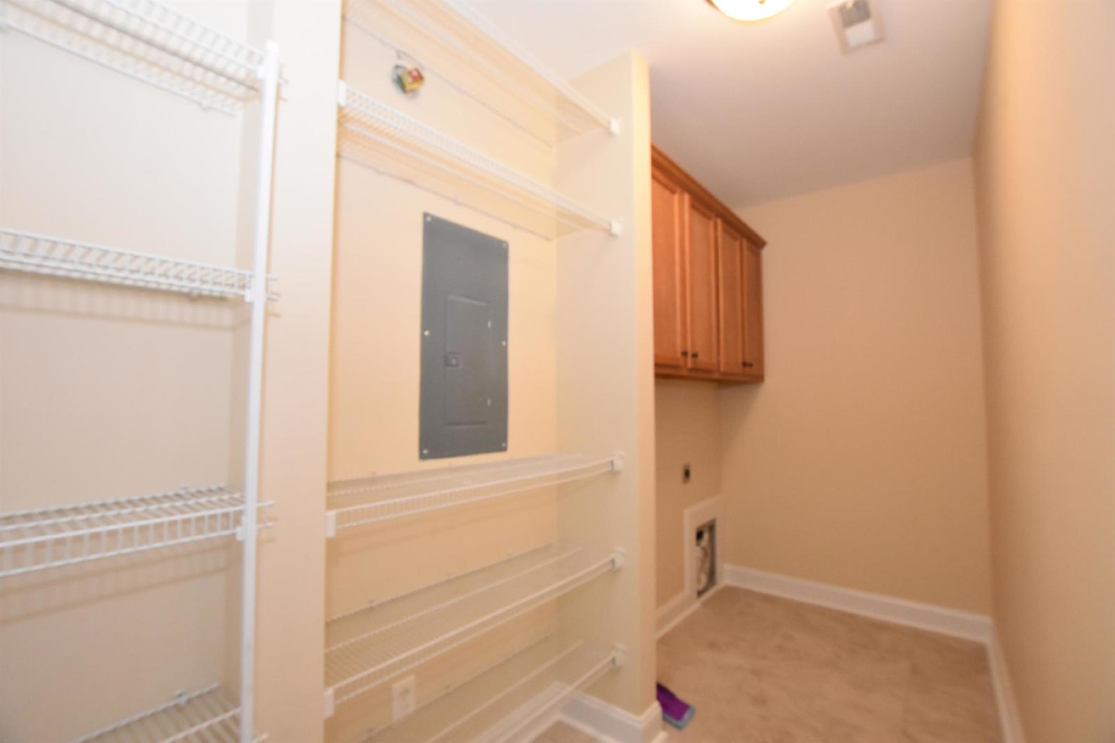 1611BS-207-SL. HOA - 207 property image