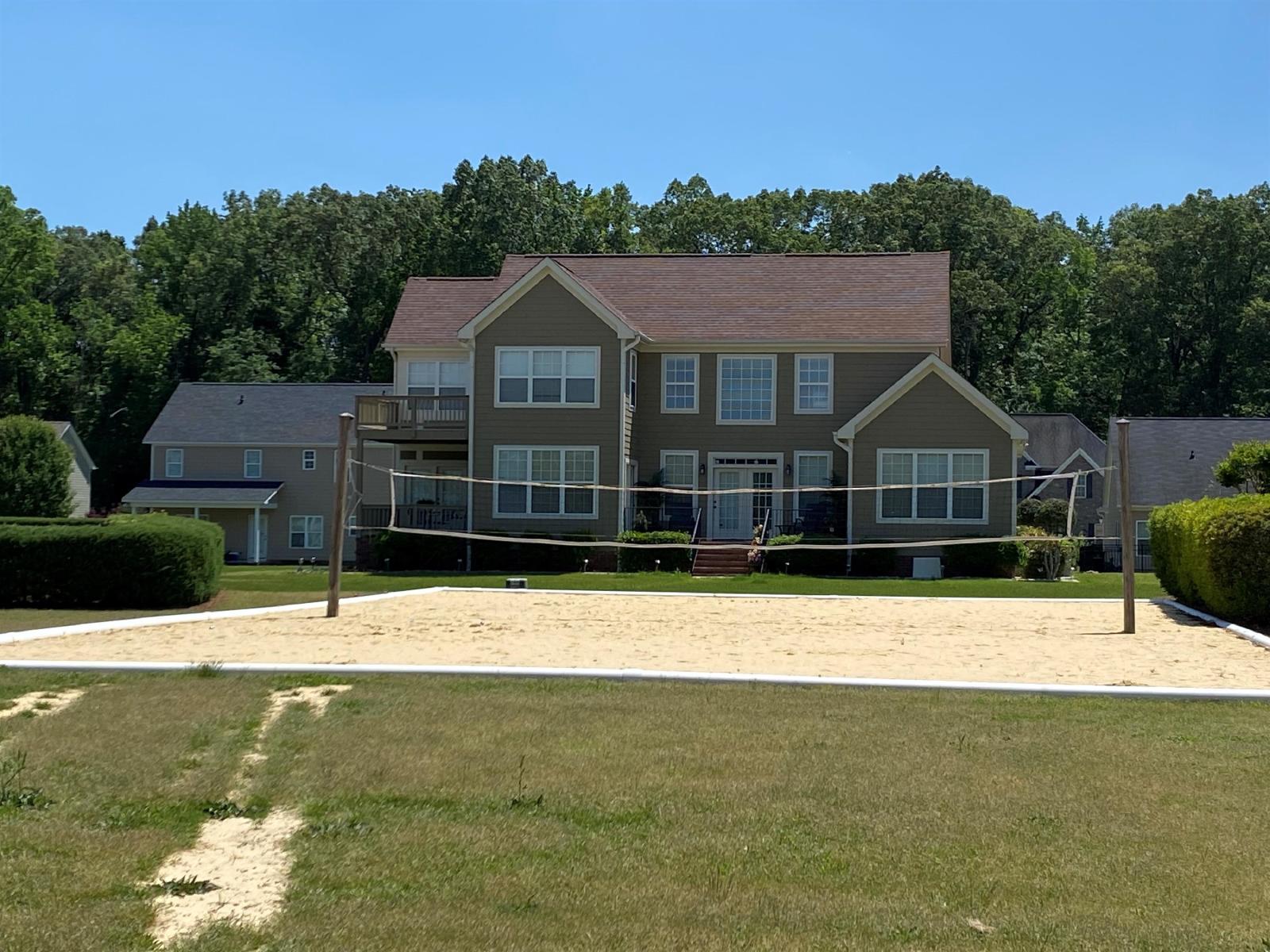 1611BS-207-SL. HOA - 207 property image