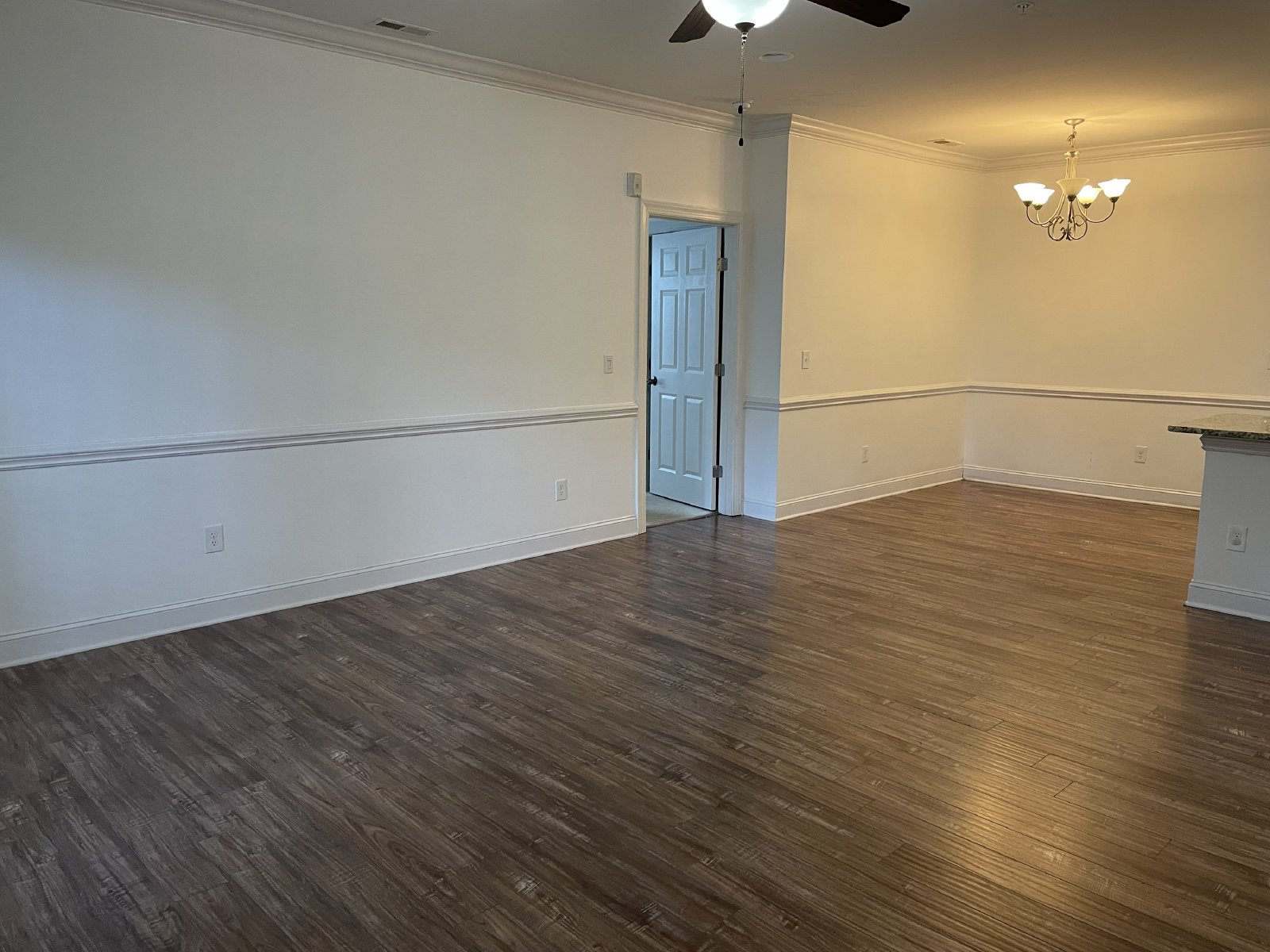 330G#102-LL 2023 - 1 property image