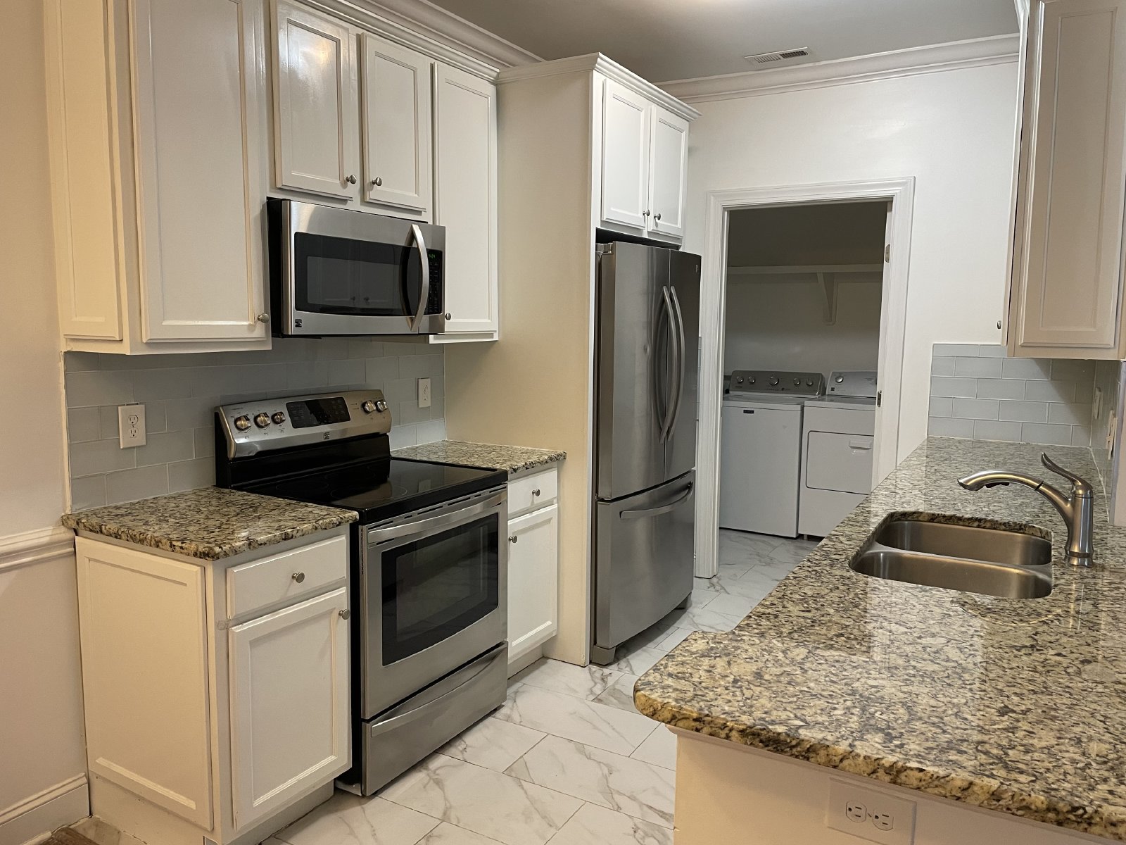 330G#102-LL 2023 - 1 property image