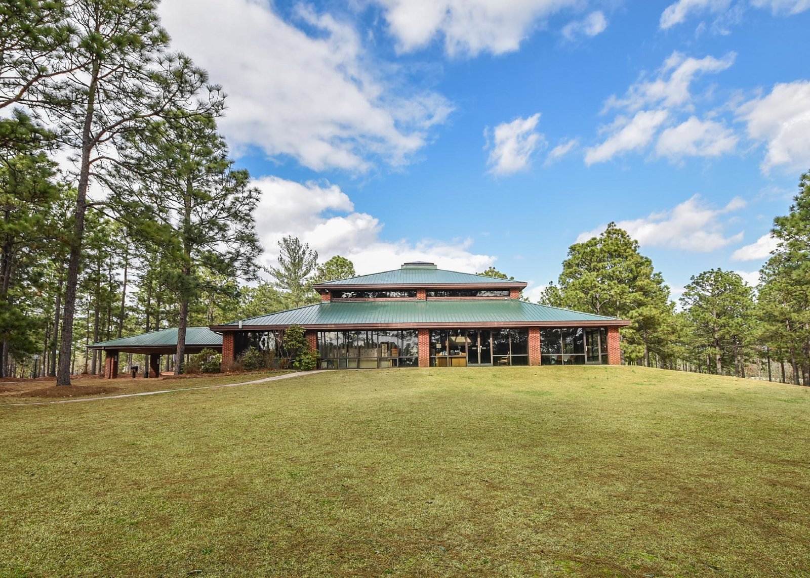259SD-LL 2025 - 1 property image