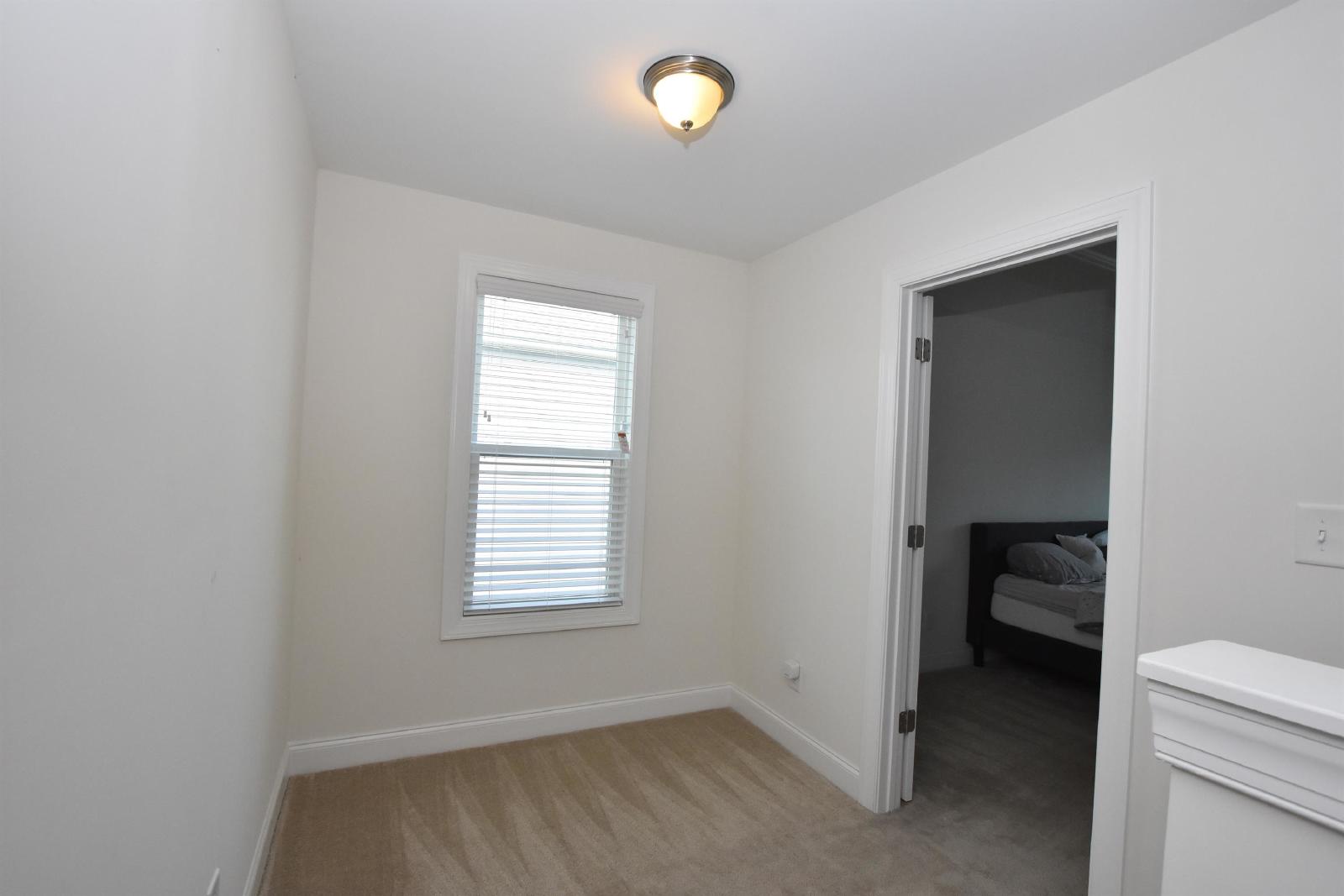 72WBC-SL. - 1 property image