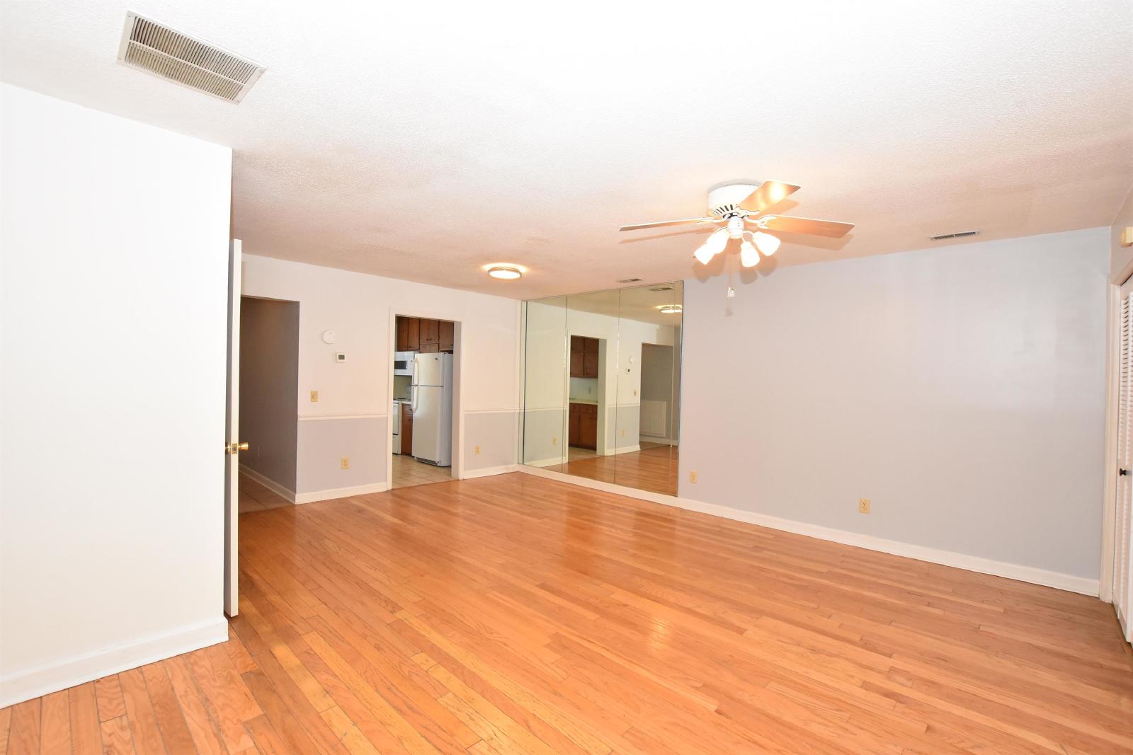 400N.S#B-SL - 1 property image