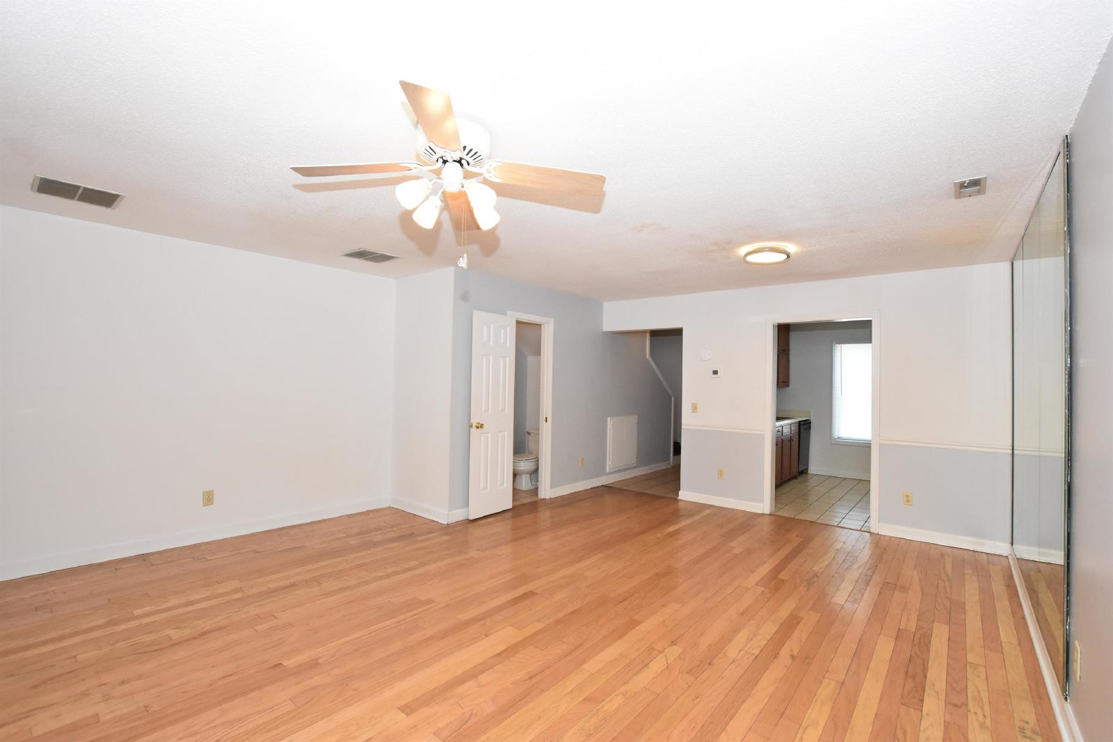 400N.S#B-SL - 1 property image