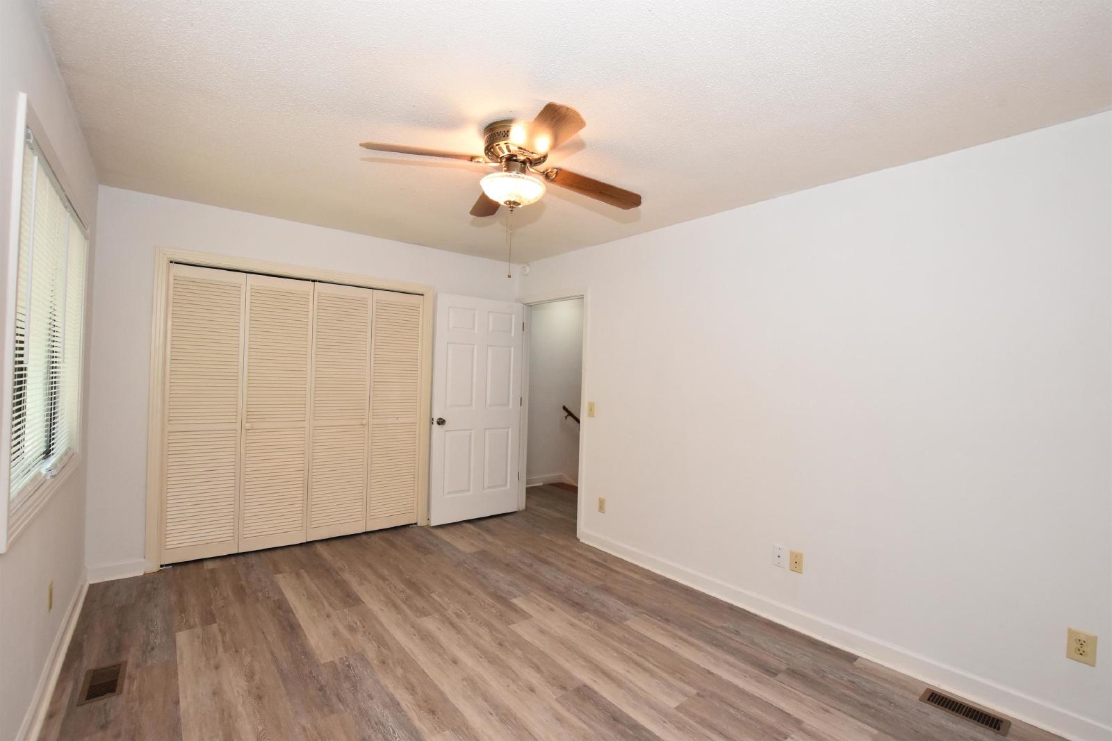 400N.S#B-SL - 1 property image