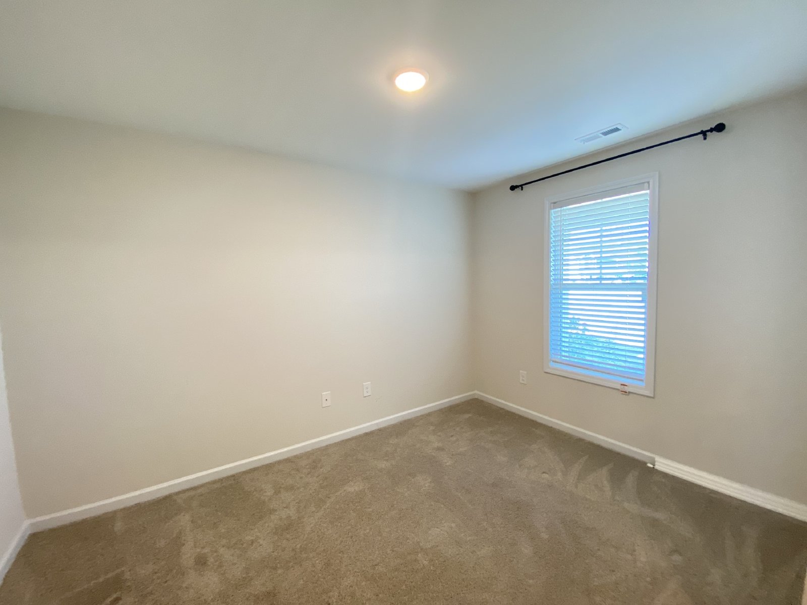 808 Old Angus Lane - 1 property image
