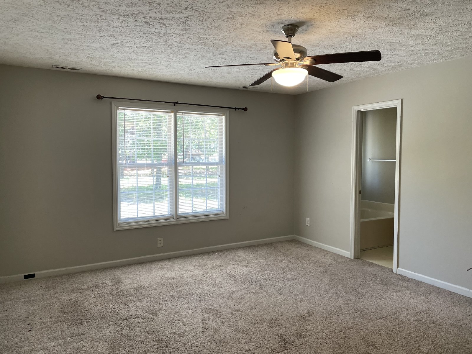 15S-LL - 1 property image