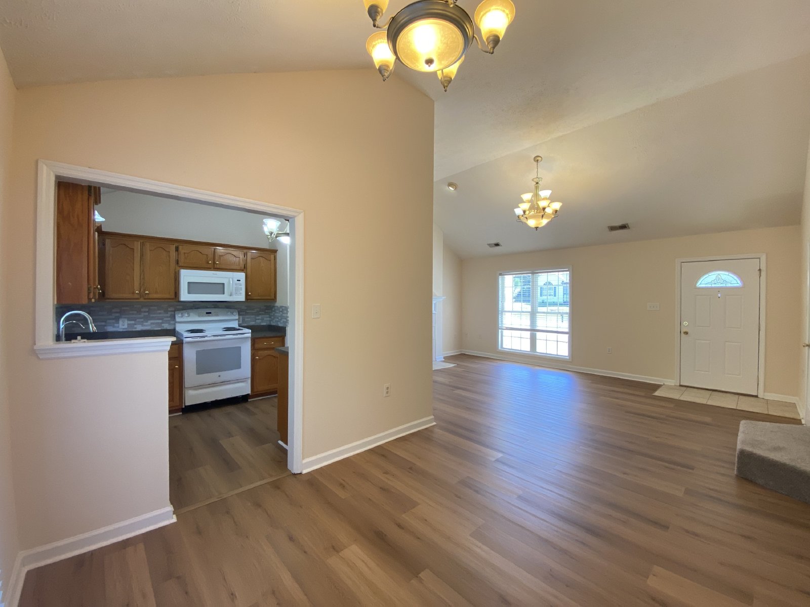 178 Colonial Hills Drive - 1 property image