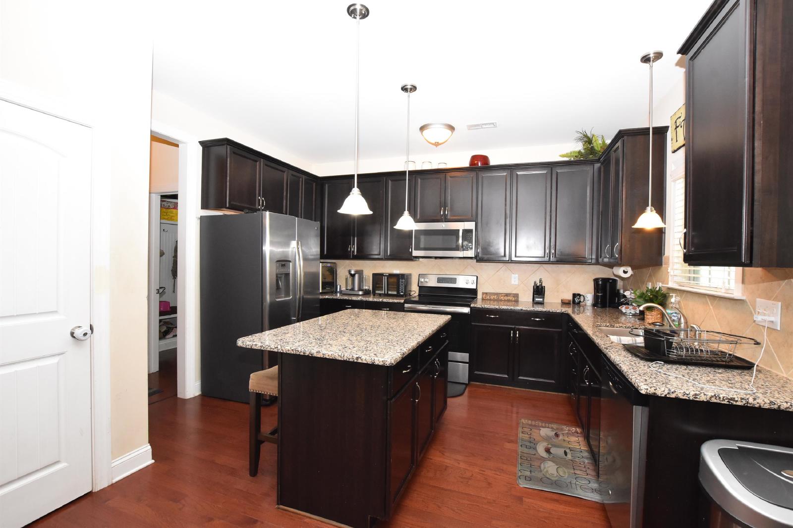 49MP-LL - 1 property image