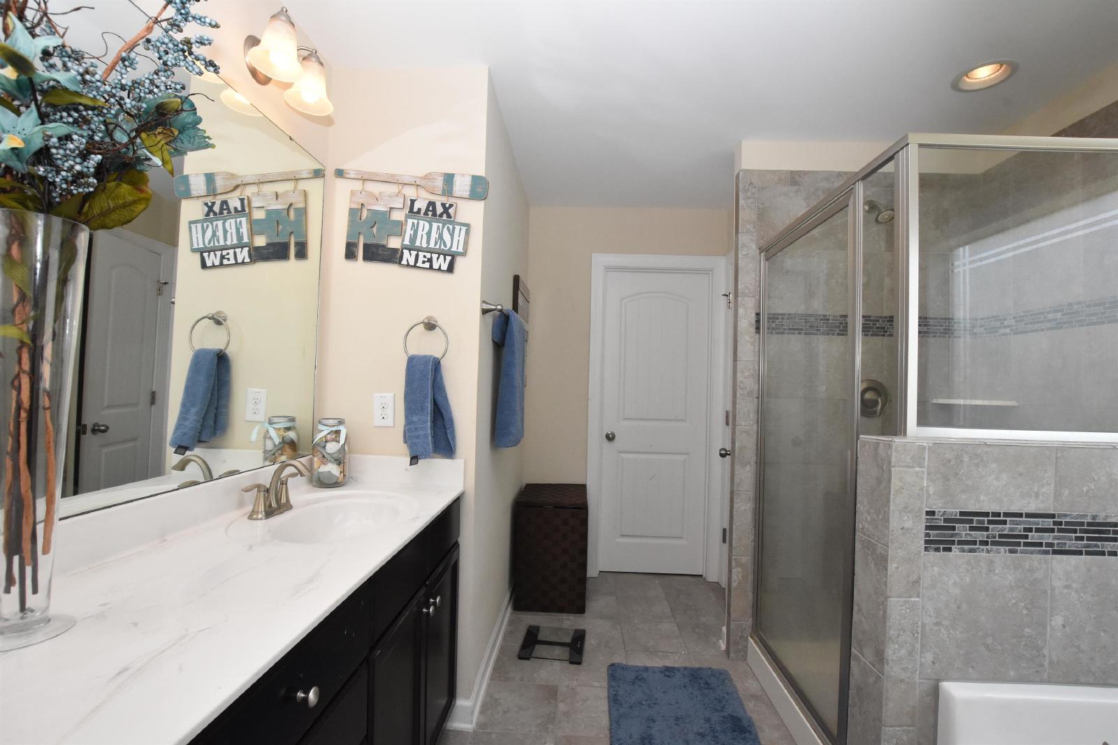 49MP-LL - 1 property image