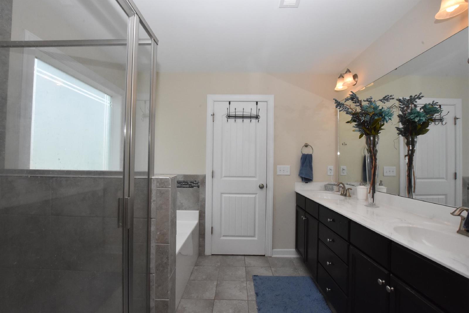 49MP-LL - 1 property image