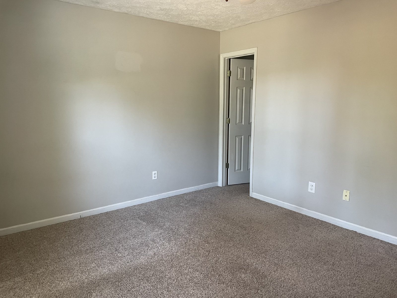15S-LL - 1 property image